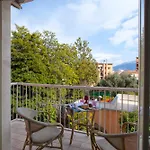 Estate4home - L'onda Viola Apartament