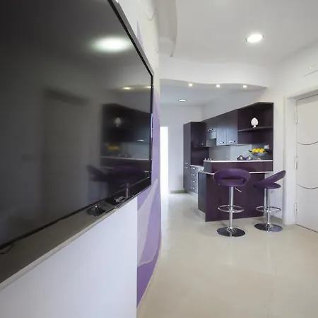 Апартаменты Estate4home - L'onda Viola