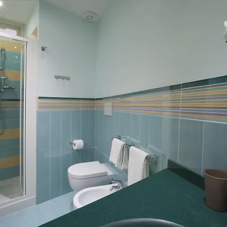 Estate4home - L'onda Viola Апартаменты *