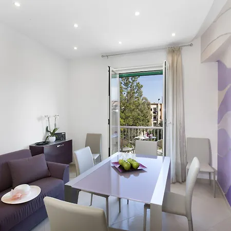 Appartamento Estate4home - L'onda Viola *