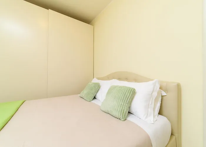 Estate4home - L'onda Viola * Σορέντο