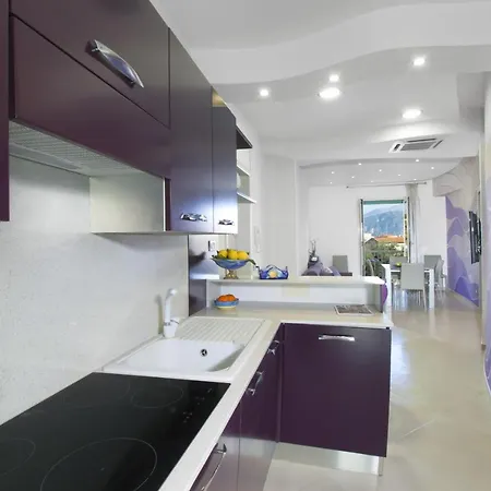 Appartamento Estate4home - L'onda Viola